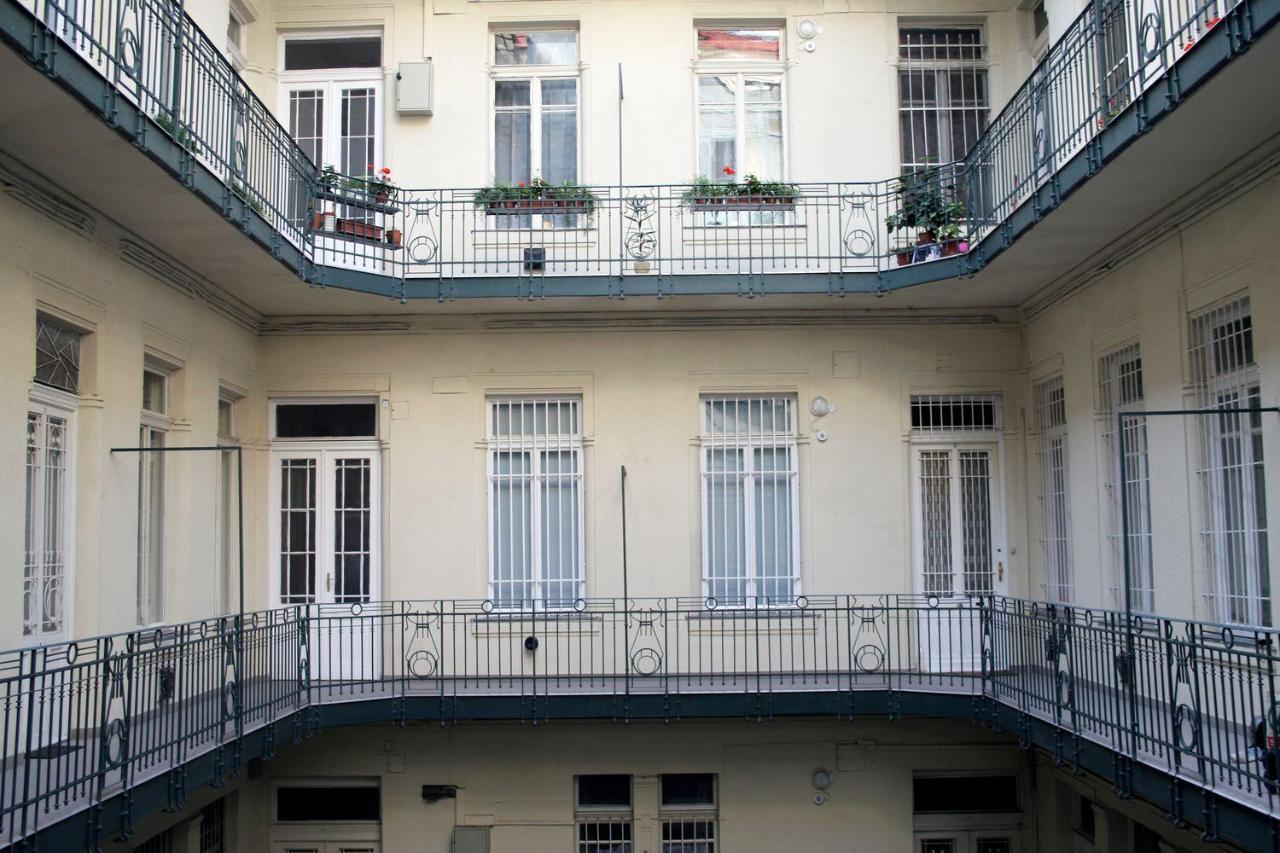 Central Ferenciek Apartments Budapest Exterior foto
